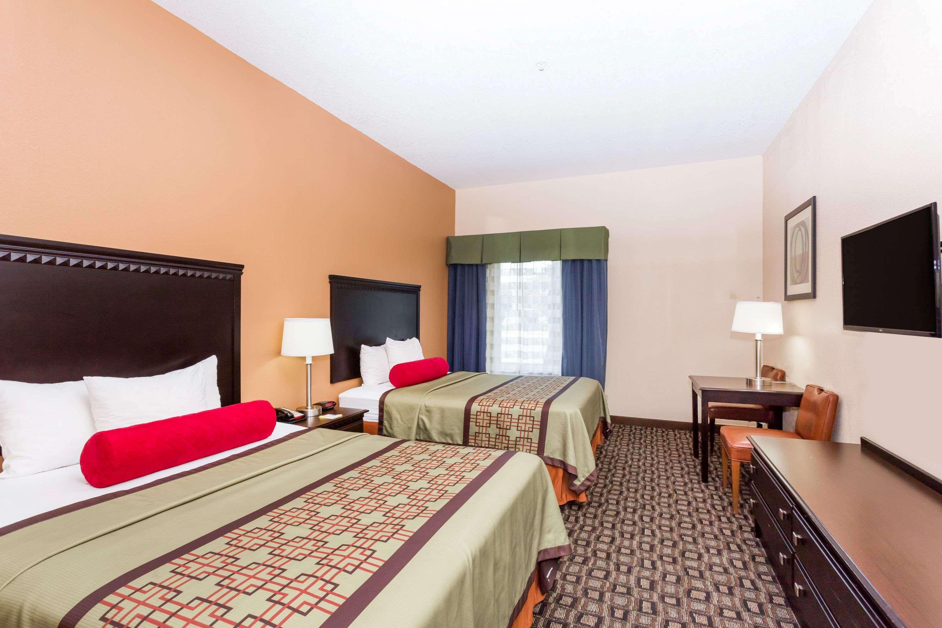 Days Inn & Suites By Wyndham Savannah North I-95 Порт Уэнтворт Экстерьер фото